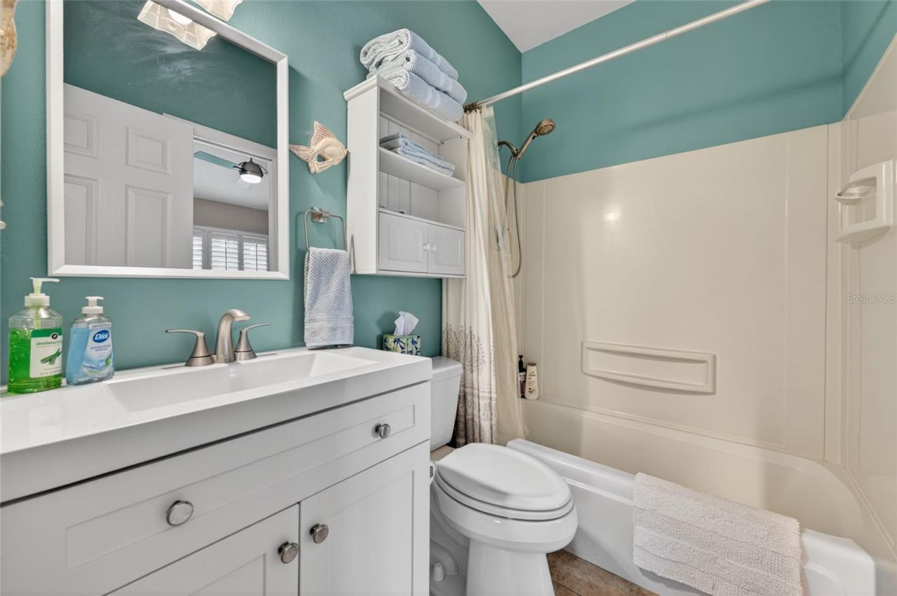 8243 Riviera Shore Court , Orlando, FL 32817 Photo
