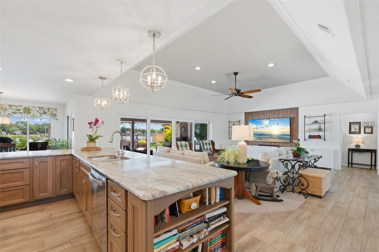 2211 50th Street W, Bradenton, FL 34209 Photo