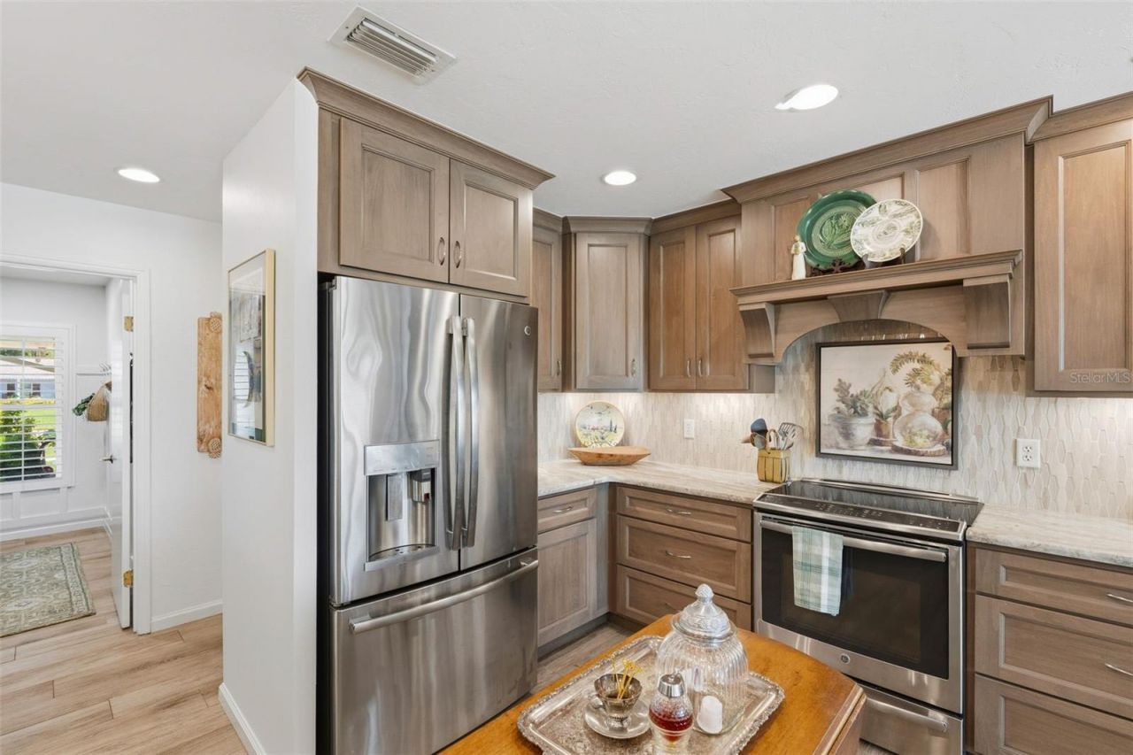 2211 50th Street W, Bradenton, FL 34209 Photo