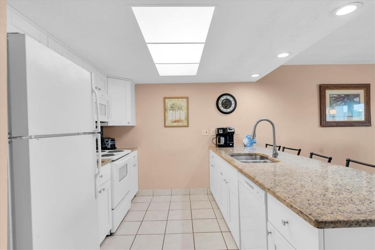 19610 Gulf Boulevard , Unit 308, Indian Rocks Beach, FL 33785 Photo