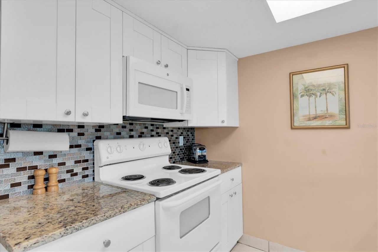 19610 Gulf Boulevard , Unit 308, Indian Rocks Beach, FL 33785 Photo