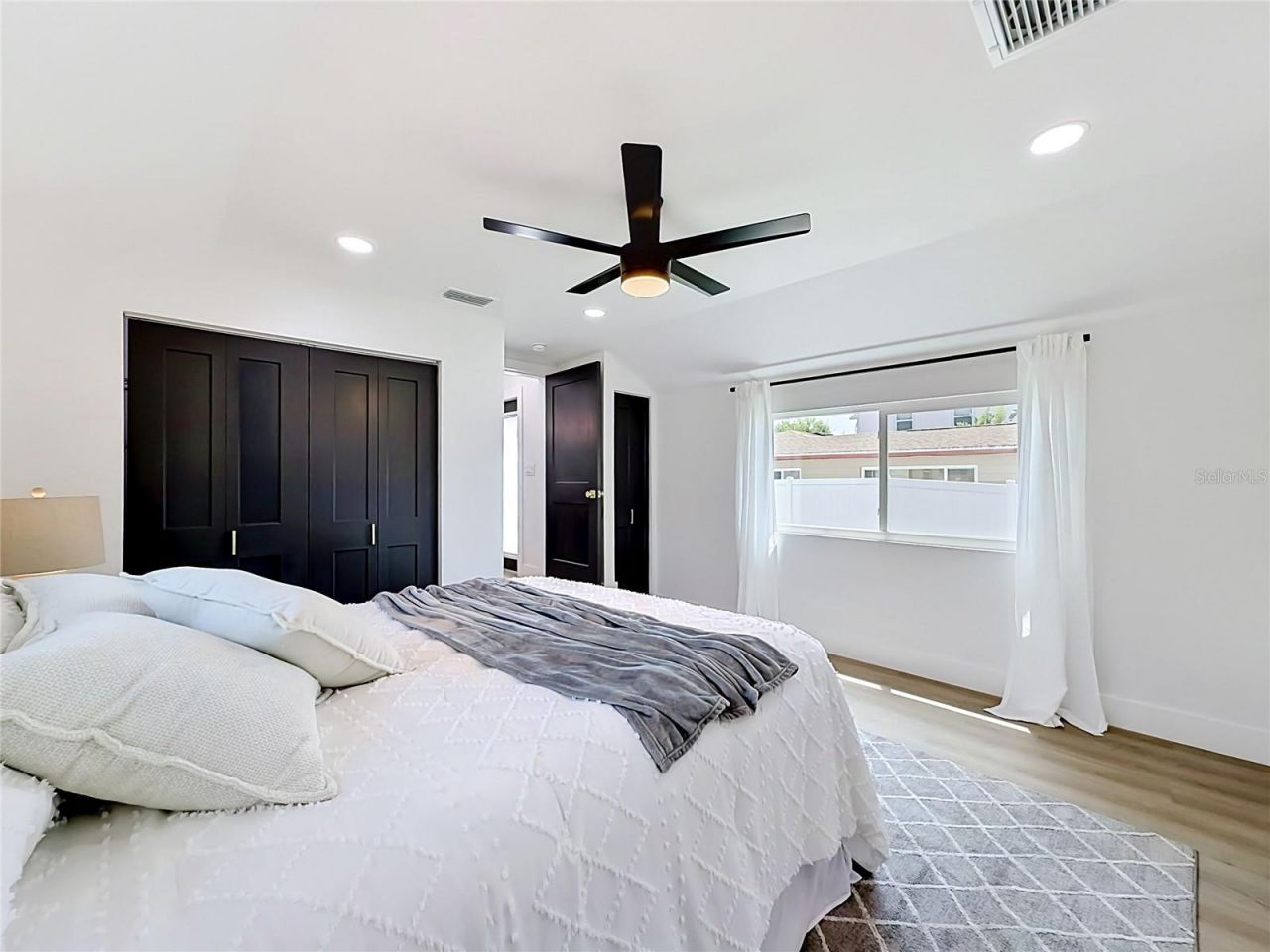 5431 Dartmouth Avenue N, Saint Petersburg, FL 33710 Photo
