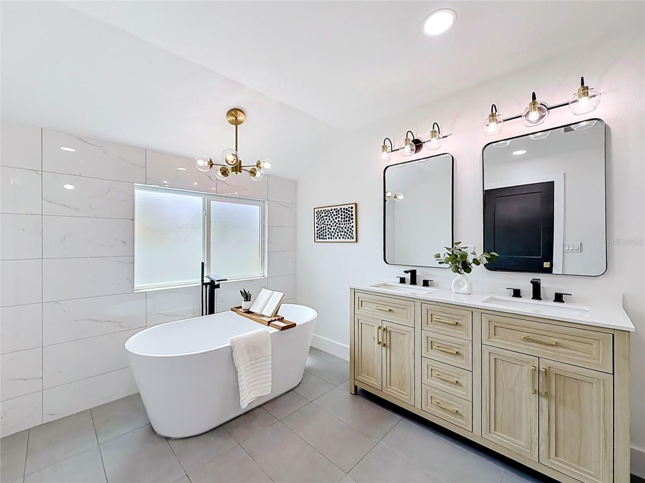 5431 Dartmouth Avenue N, Saint Petersburg, FL 33710 Photo