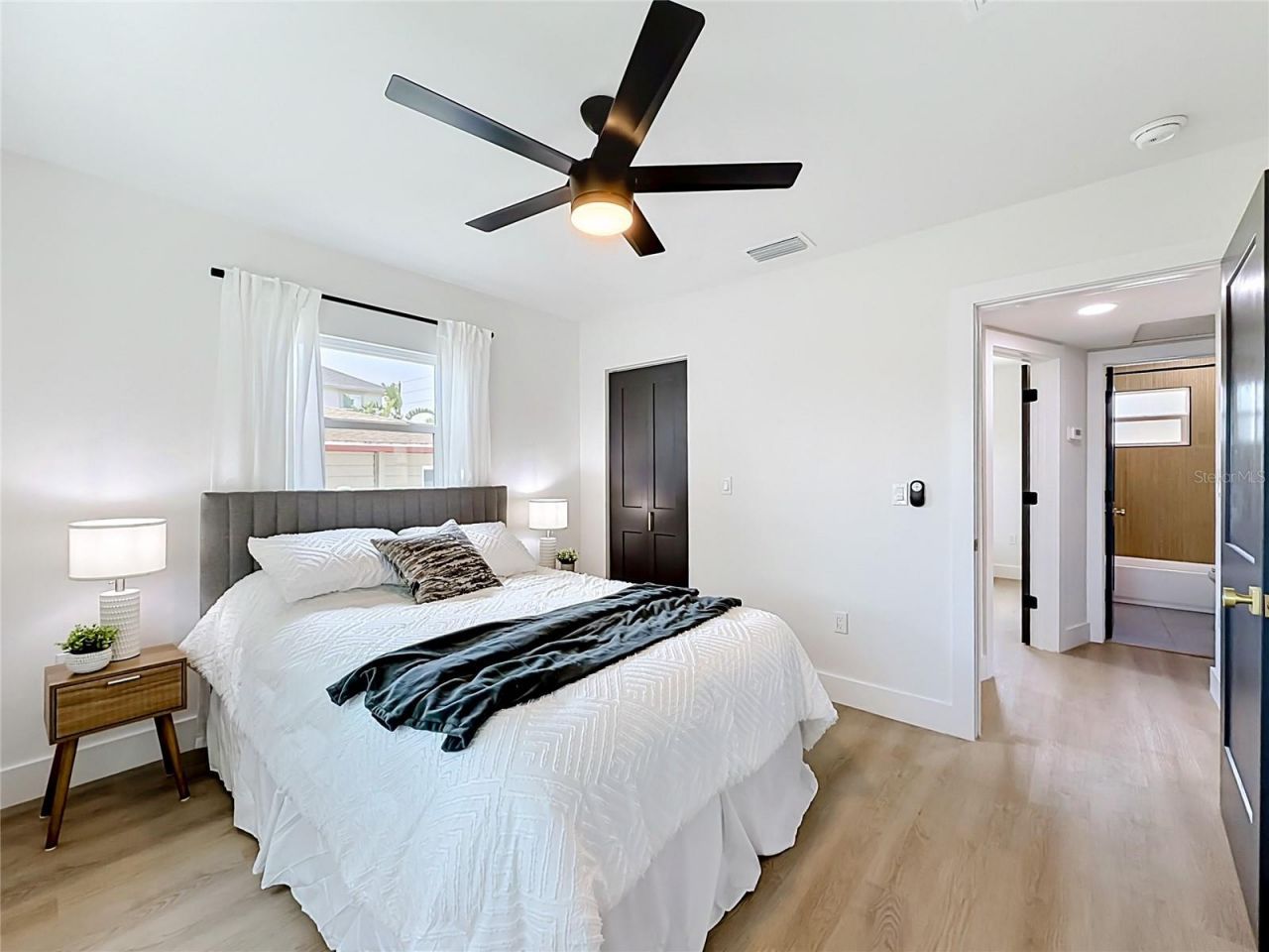 5431 Dartmouth Avenue N, Saint Petersburg, FL 33710 Photo