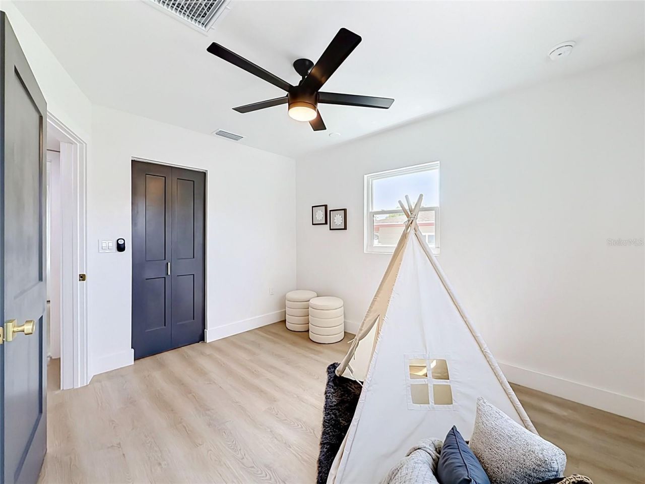 5431 Dartmouth Avenue N, Saint Petersburg, FL 33710 Photo