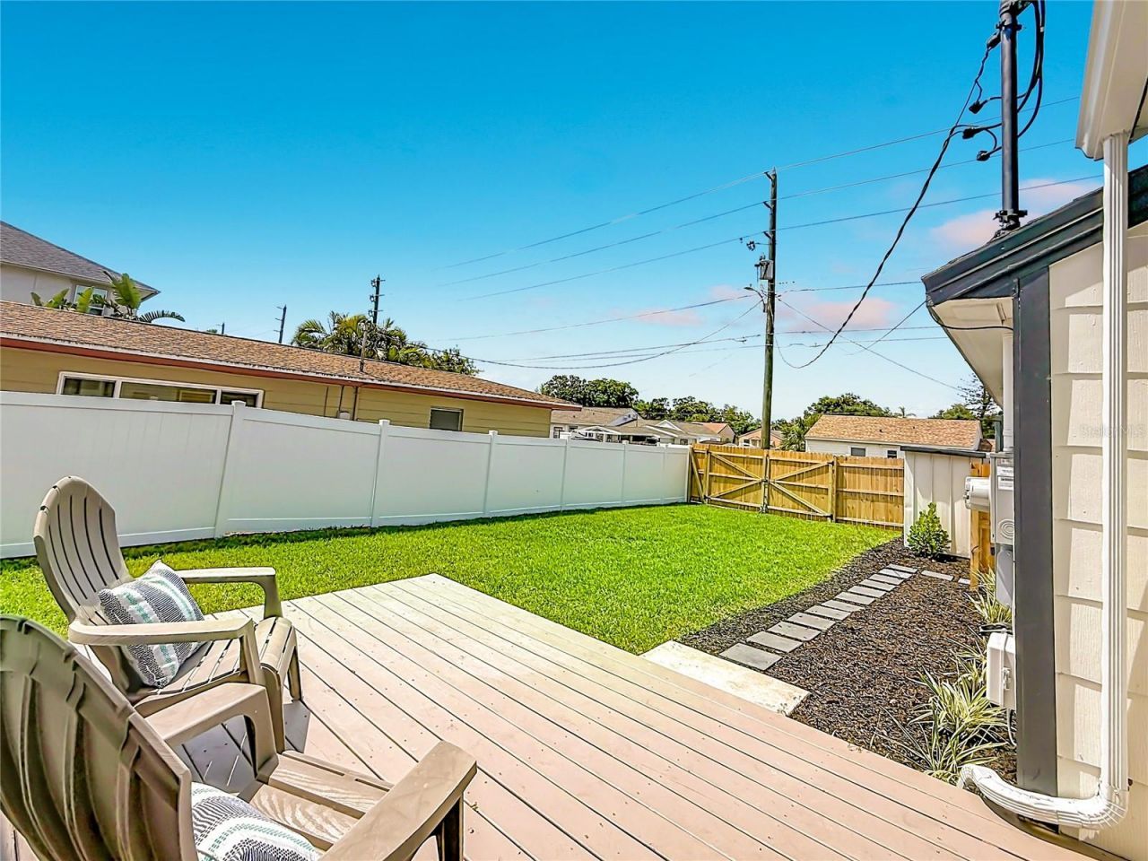5431 Dartmouth Avenue N, Saint Petersburg, FL 33710 Photo