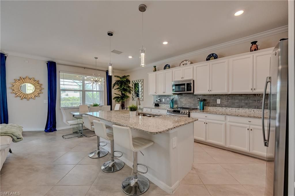 3697 E Hampton Cir , Alva, FL 33920 Photo