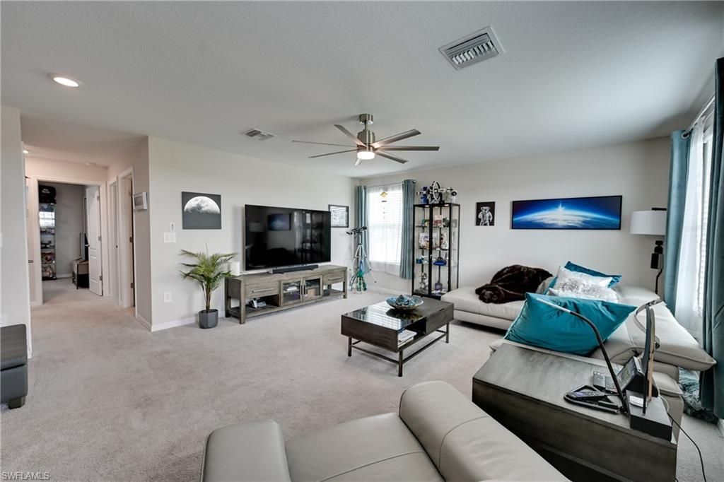 3697 E Hampton Cir , Alva, FL 33920 Photo