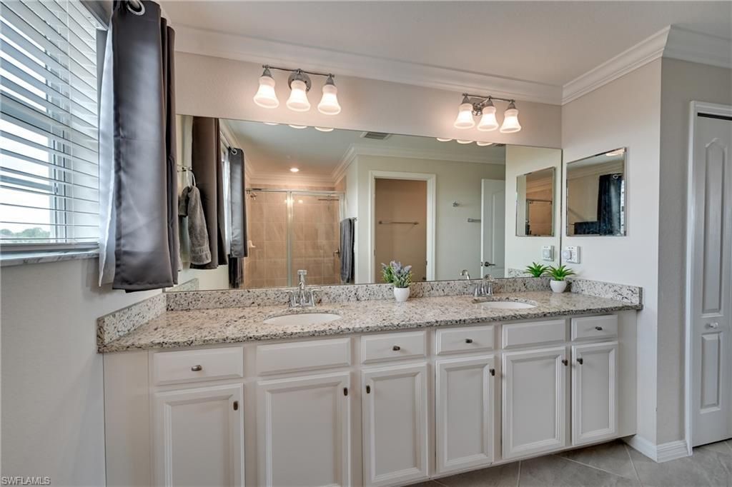 3697 E Hampton Cir , Alva, FL 33920 Photo
