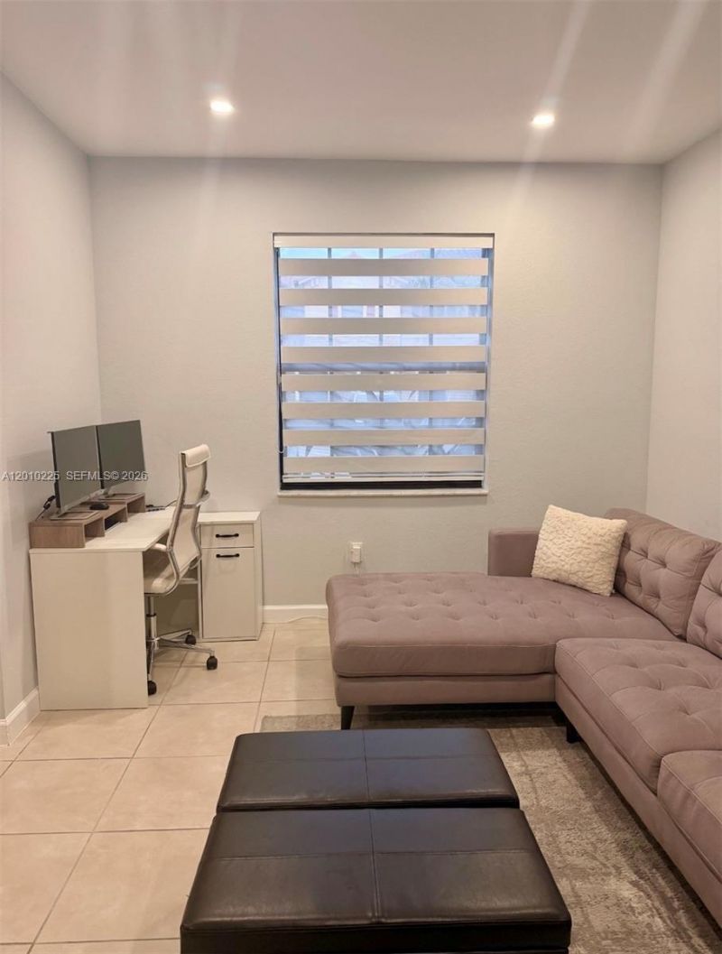 9330 W 33rd Ave , Hialeah, FL 33018 Photo