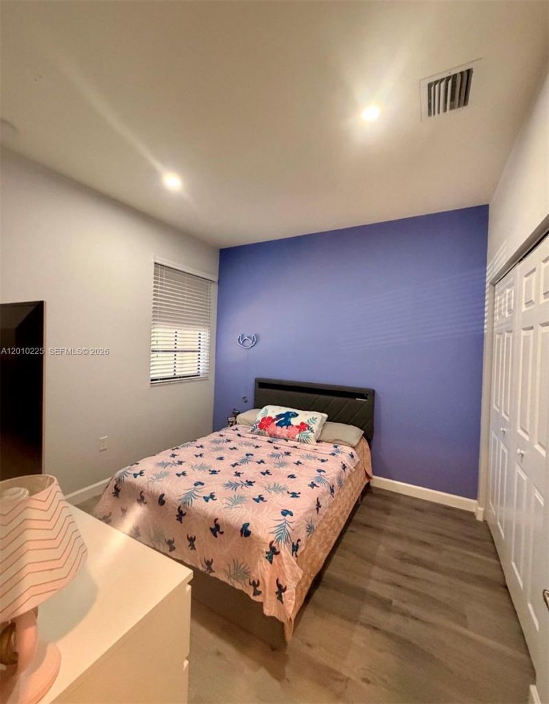 9330 W 33rd Ave , Hialeah, FL 33018 Photo