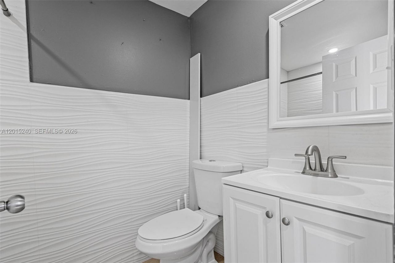 1780 NW 49th St , Miami, FL 33142 Photo