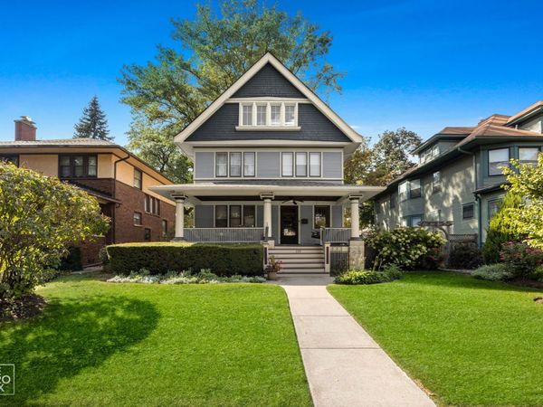 229 S Ridgeland Avenue , Oak Park, IL 60302