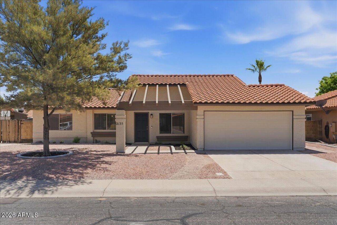 2135 W Monroe Street, Chandler, AZ 85224 Main Photo