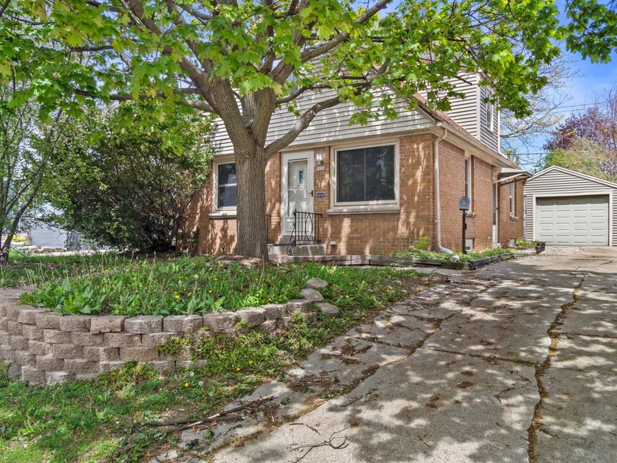 Main Photo