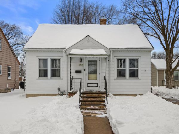 1707 Preble Ave, Green Bay, WI 54302