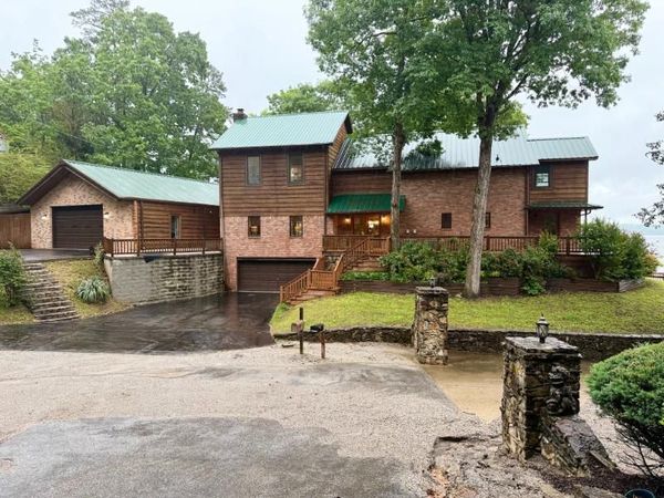 19 Beach Dr., Iuka, MS 38852