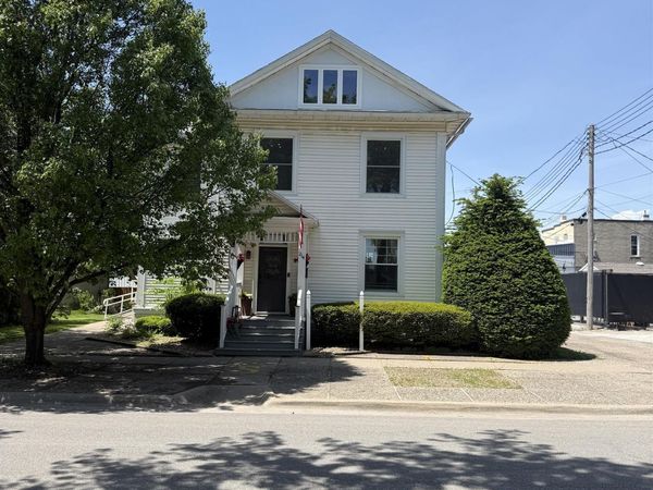 214 S Jefferson Street, Sigourney, IA 52591