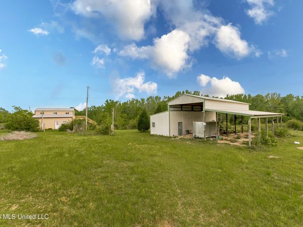 168 Winchester Road, Poplarville, MS 39470
