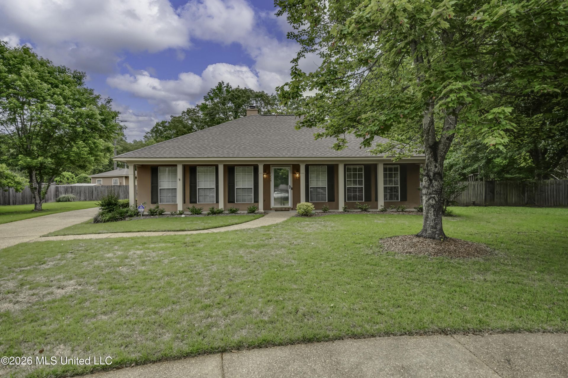 1229 Crossview Court, Brandon, MS 39042 Main Photo