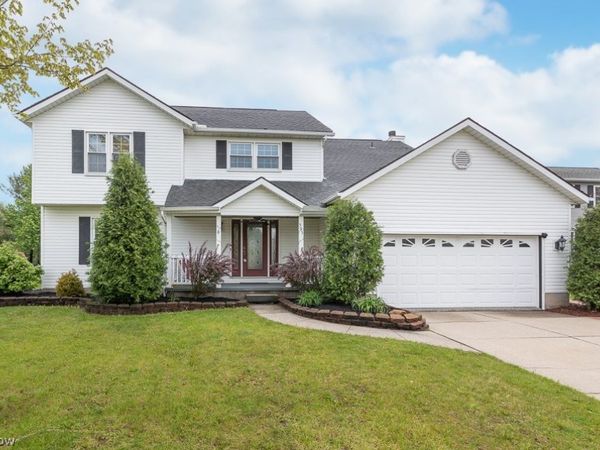 595 Montgomery Drive, Brunswick, OH 44212