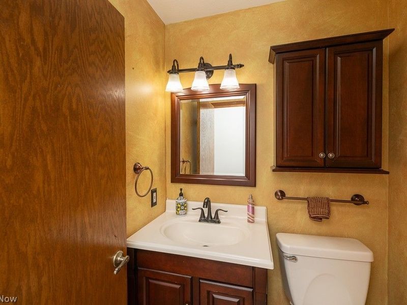 595 Montgomery Drive, Brunswick, OH 44212 Photo 13