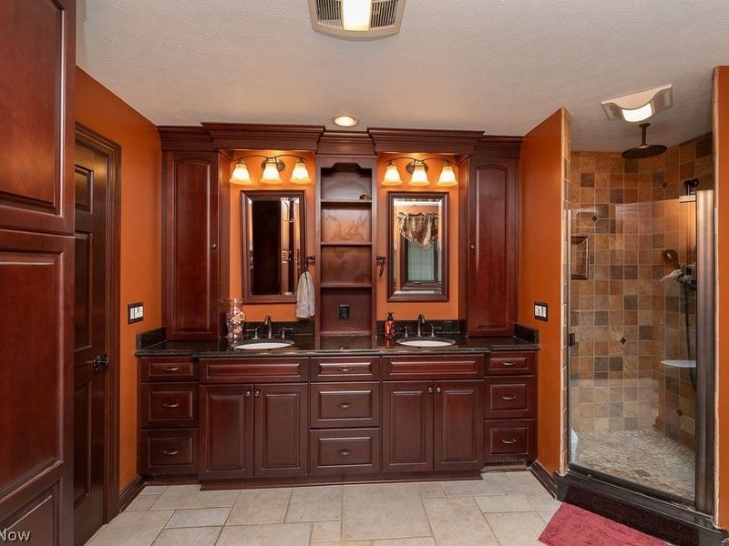 595 Montgomery Drive, Brunswick, OH 44212 Photo 16