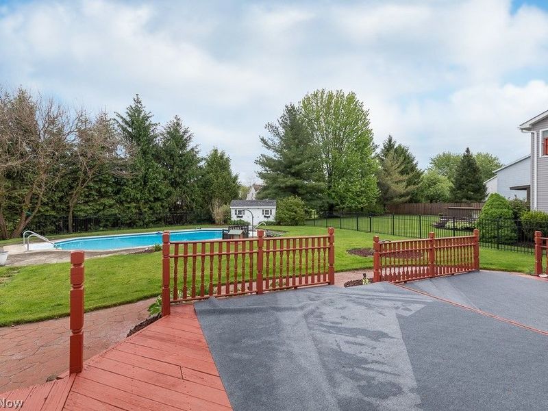 595 Montgomery Drive, Brunswick, OH 44212 Photo 34