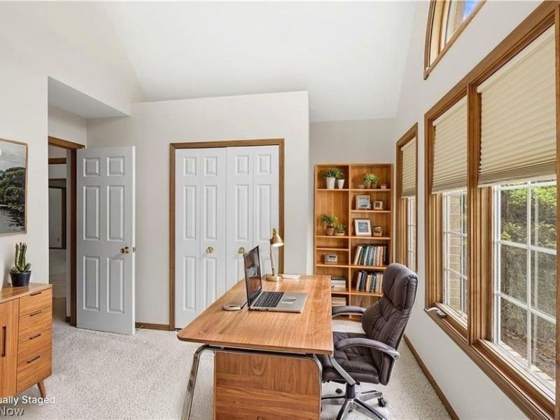22445 Christopher Court, Strongsville, OH 44149 Photo 18