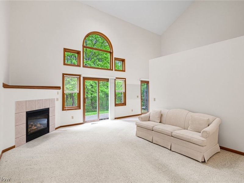 22445 Christopher Court , Strongsville, OH 44149 Photo 2