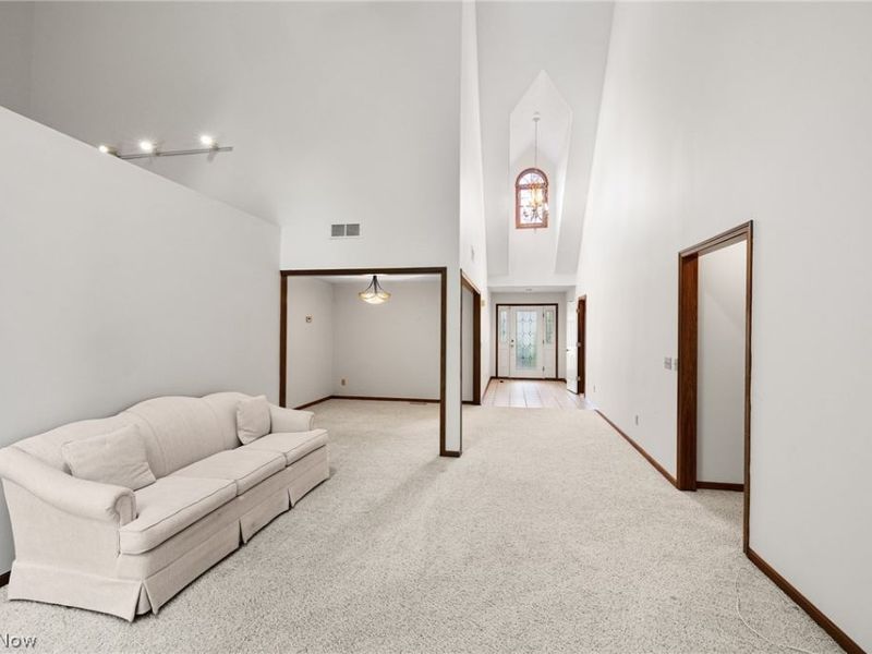 22445 Christopher Court, Strongsville, OH 44149 Photo 7