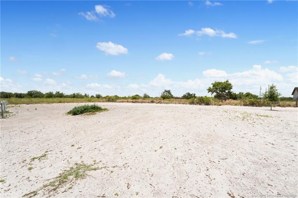 18714 NW 254th Street, Okeechobee, FL 34972 Photo