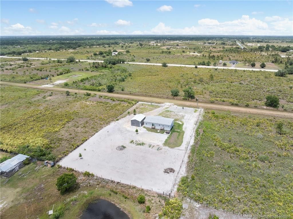 18714 NW 254th Street, Okeechobee, FL 34972 Photo
