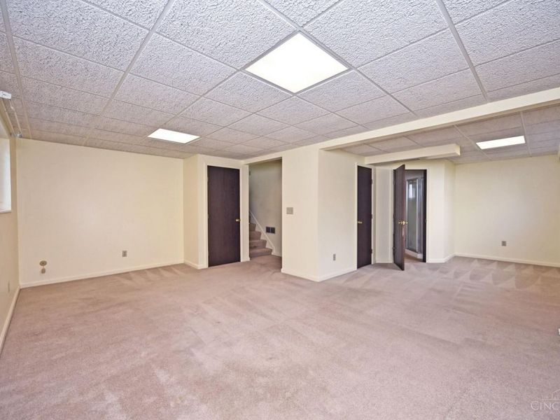 1426 Hazelgrove Drive, Springfield Twp., OH 45240 Photo 18