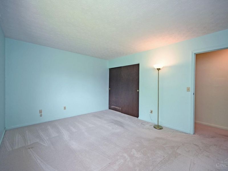 1426 Hazelgrove Drive, Springfield Twp., OH 45240 Photo 28