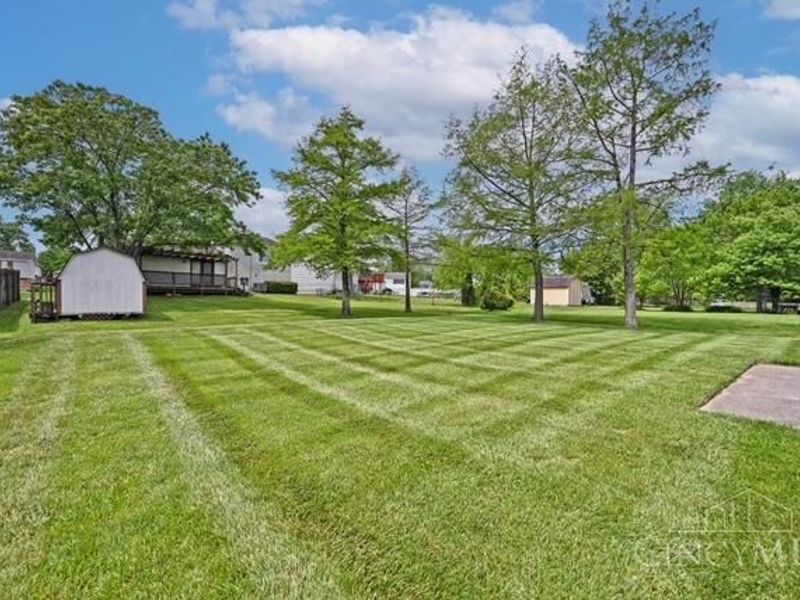 1426 Hazelgrove Drive, Springfield Twp., OH 45240 Photo 6