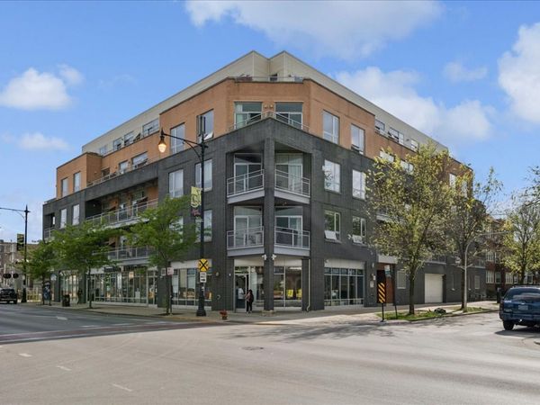 3201 W Leland Avenue , Unit 402, Chicago, IL 60625