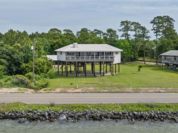 9100 Shell Belt Road S, Coden, AL 36523