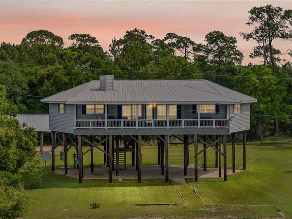 9100 Shell Belt Road S, Coden, AL 36523