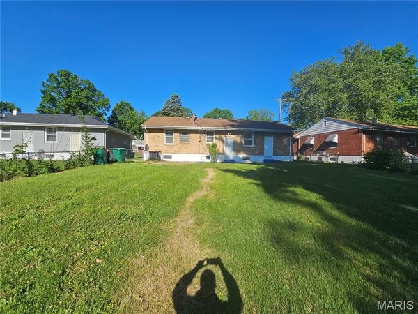 9248 Filibert Drive , St Louis, MO 63137