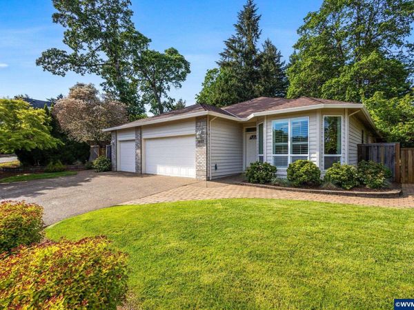 1857 Webster Dr SE, Salem, OR 97302