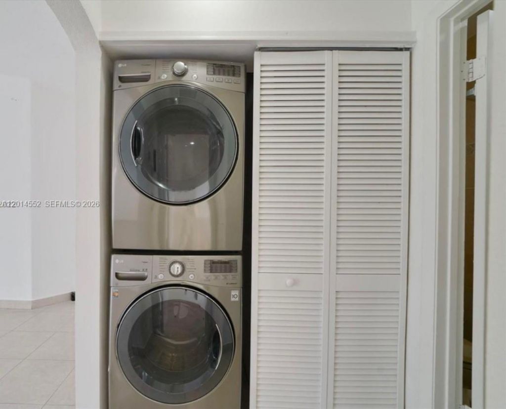 Please Call For Address, Unit E-61, Miami, FL 33185 Photo