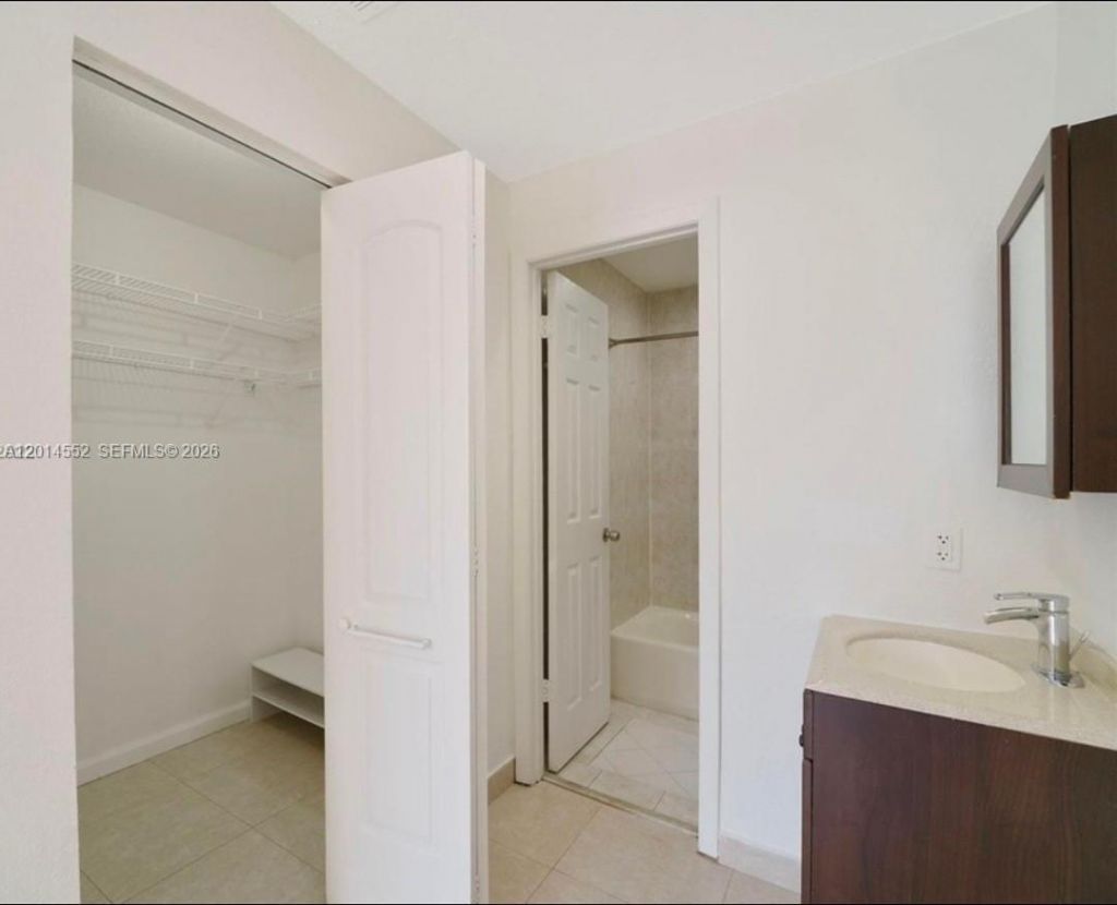 Please Call For Address, Unit E-61, Miami, FL 33185 Photo