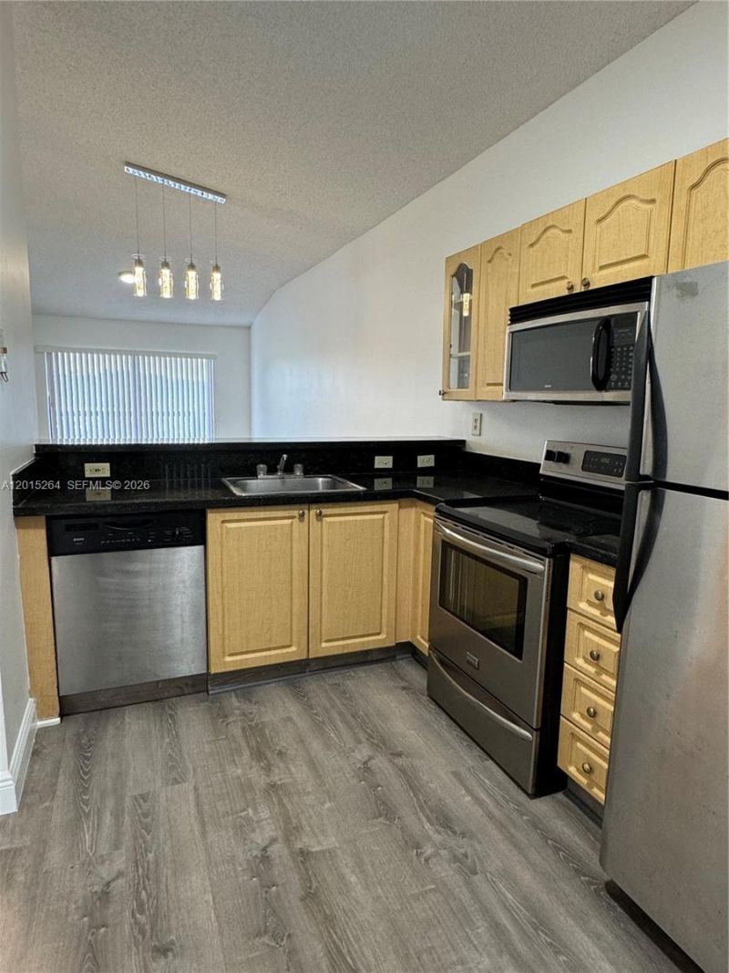 9977 Nob Hill Ln, Unit 9977, Sunrise, FL 33351 Photo