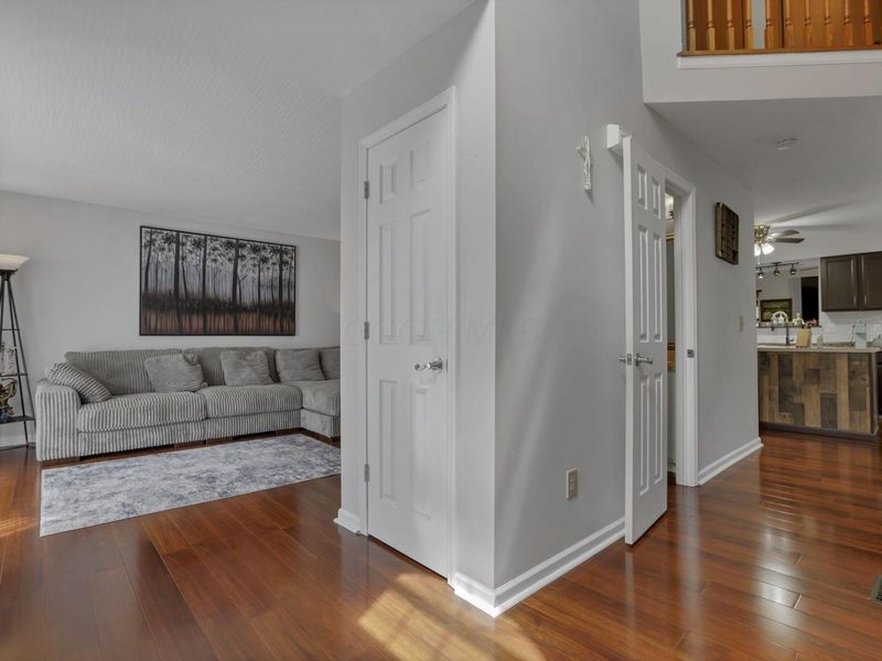 4826 Edge Grove Drive, Groveport, OH 43125 Photo 11