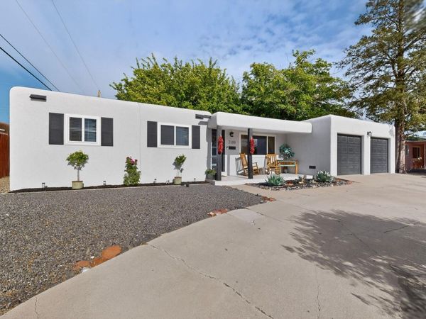 2100 Erbbe Street NE, Albuquerque, NM 87112
