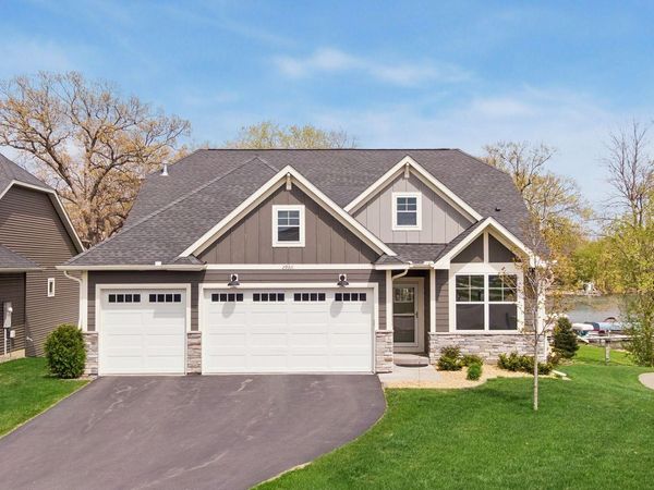 29311 Kenwood Way, Chisago City, MN 55013