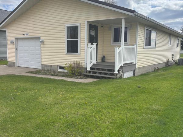 813 2nd Street W, Morgan, MN 56266