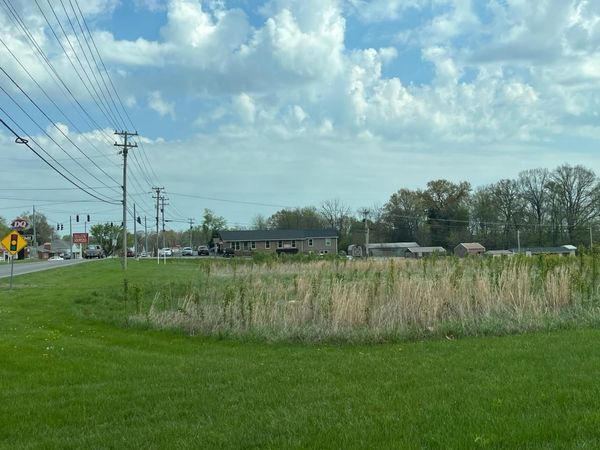 1732-2 Old Gallatin Road , Scottsville, KY 42164
