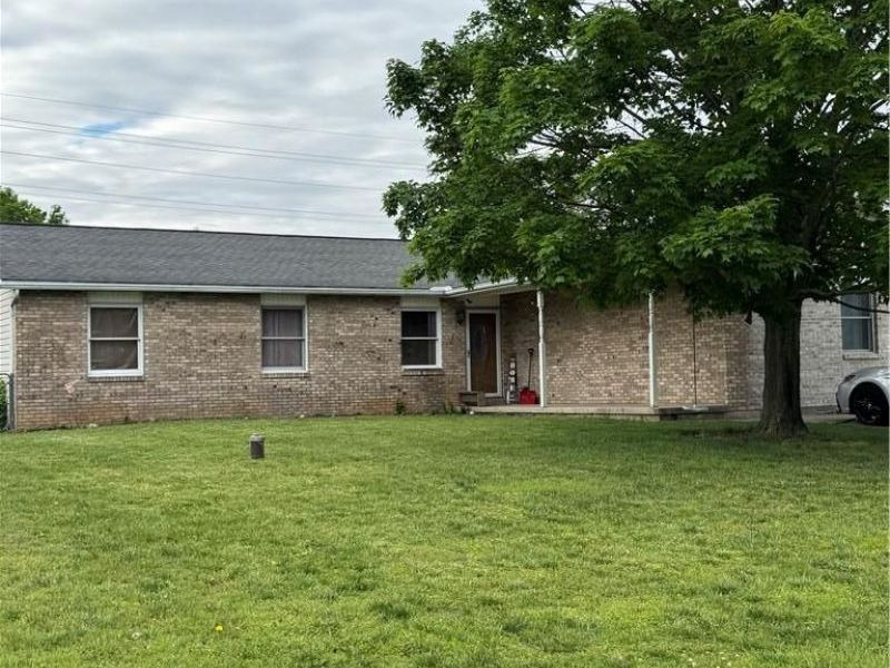 165 Baker Lane, Franklin, OH 45005 Photo 3